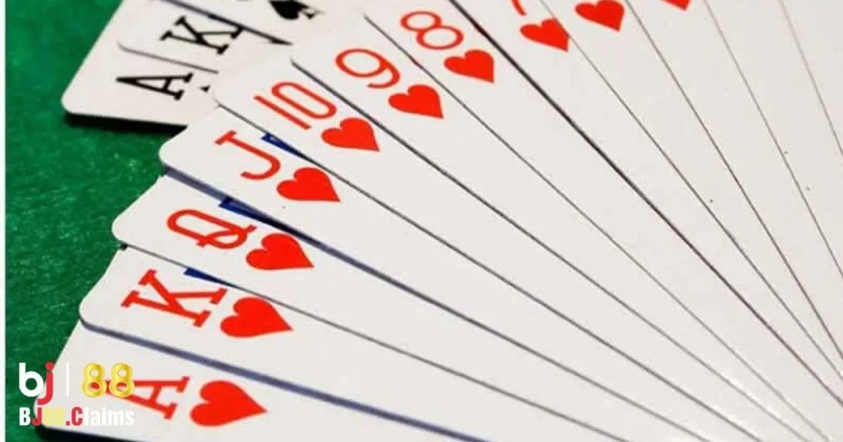 C&aacute;ch Chơi B&agrave;i Tiến L&ecirc;n Trực Tuyến: Quy Tắc Đặt Cược Trong B&agrave;i Tiến L&ecirc;n